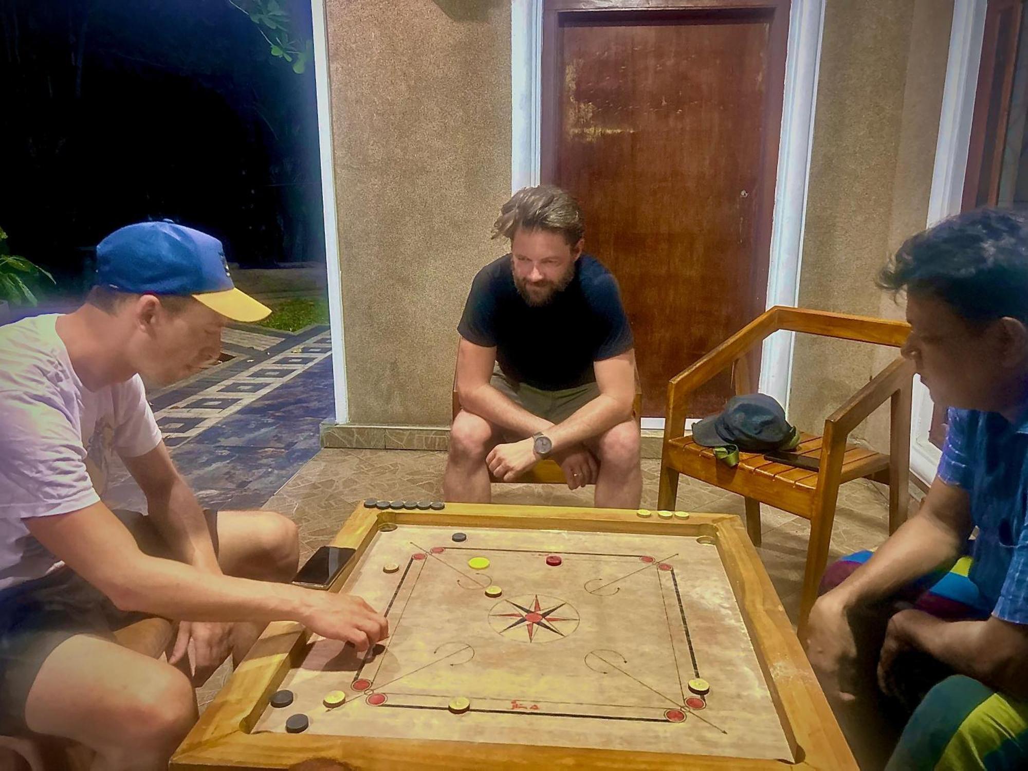 Man Guest Polonnaruwa Hotell Eksteriør bilde