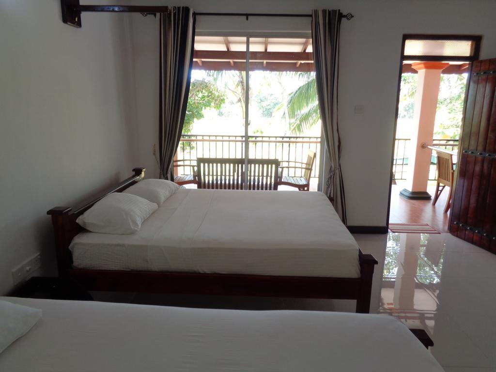 Man Guest Polonnaruwa Hotell Eksteriør bilde